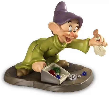 Walt Disney Classic Collection WDCC - Dopey We Pick Up Everything in Sight