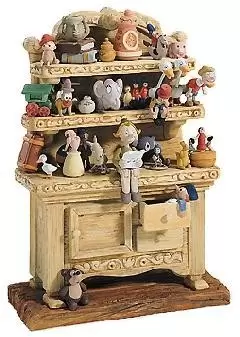 Walt Disney Classic Collection WDCC - Geppetto\'s Toy Creations