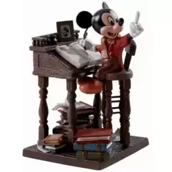 Mickey Mouse Ernest Employee