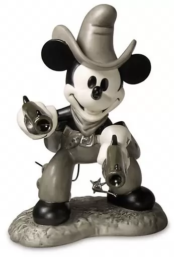 Walt Disney Classic Collection WDCC - Mickey Mouse Quick Draw Cowboy