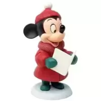 Minnie Mouse Caroler Minnie