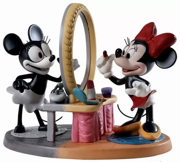 Walt Disney Classic Collection WDCC - Minnie Mouse Then and Now
