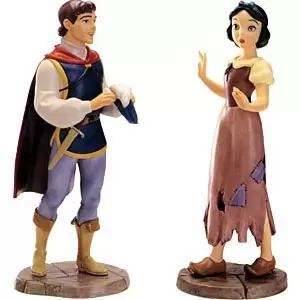 Walt Disney Classic Collection WDCC - Snow White and Prince I\'m Wishing for The One I Love