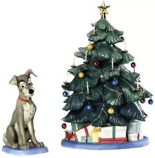 Walt Disney Classic Collection WDCC - Tramp and Tree At Home For Christmas