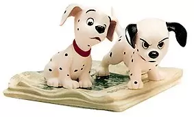 Walt Disney Classic Collection WDCC - Two Puppies on Newspaper