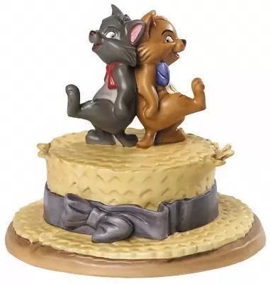 Walt Disney Classic Collection WDCC - Berlioz and Toulouse Kickin Kittens