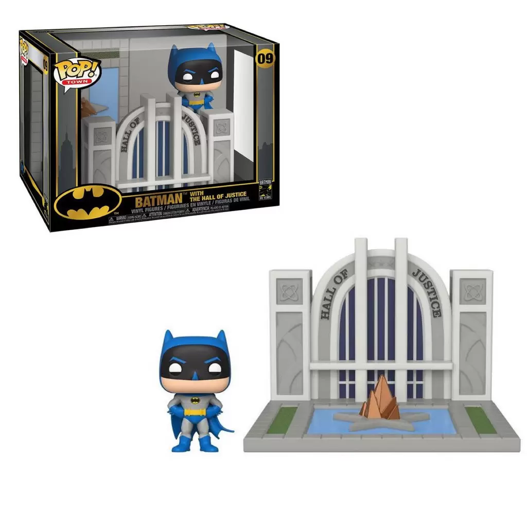 POP! Town - Batman - Batman with Hall of Justice