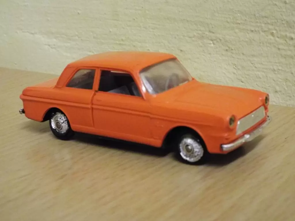 Les anciennes Norev - Ford Taunus 12M