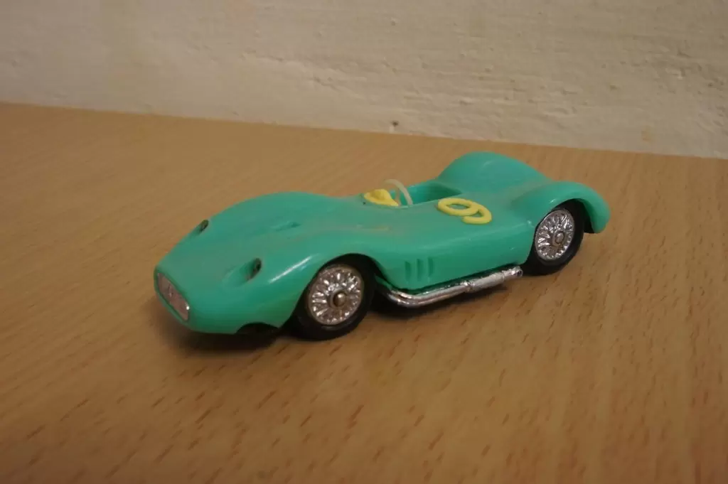 Les anciennes Norev - Maserati 200 Si