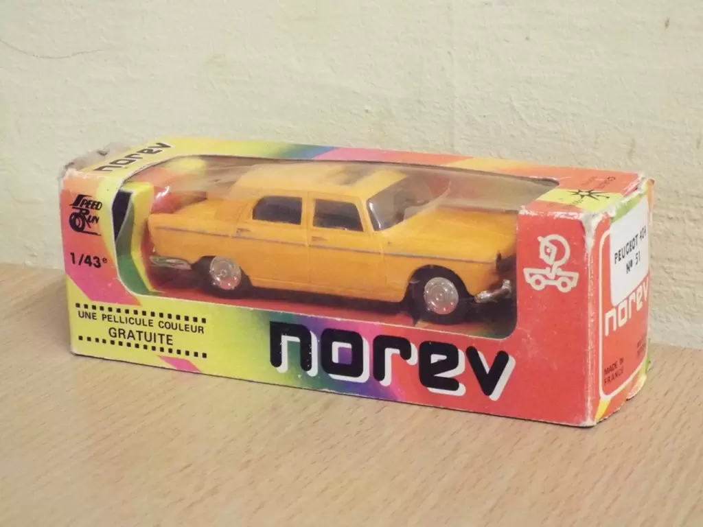 Les anciennes Norev - Peugeot 404 Berline
