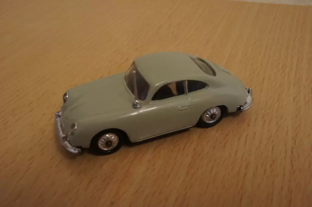 Les anciennes Norev - Porsche 1500 Carrera