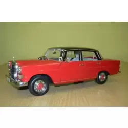 Mercedes Benz 200 [W110] - Model Car World Exclusive Limited Edition