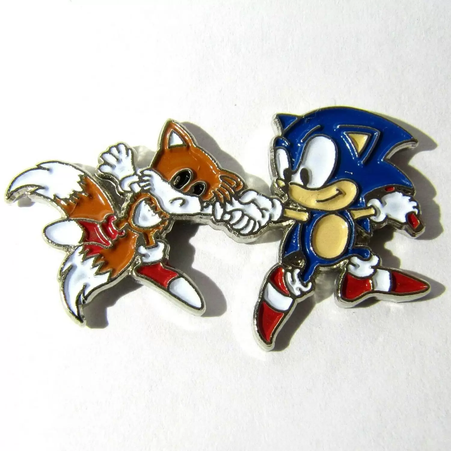 Sonic the Hedgehog Pins - Sonic & Tails