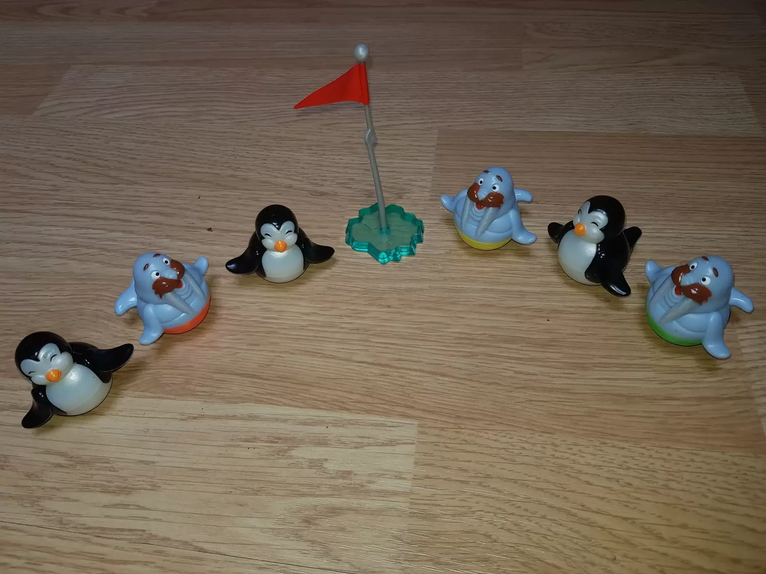 Maxi Kinder - Walruses and Penguins - Culbutos