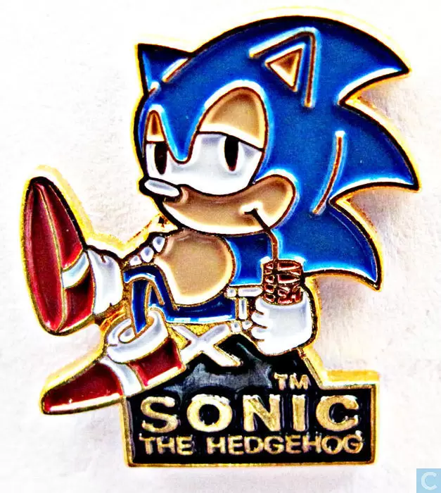 Sonic the Hedgehog Pins - Sonic drink