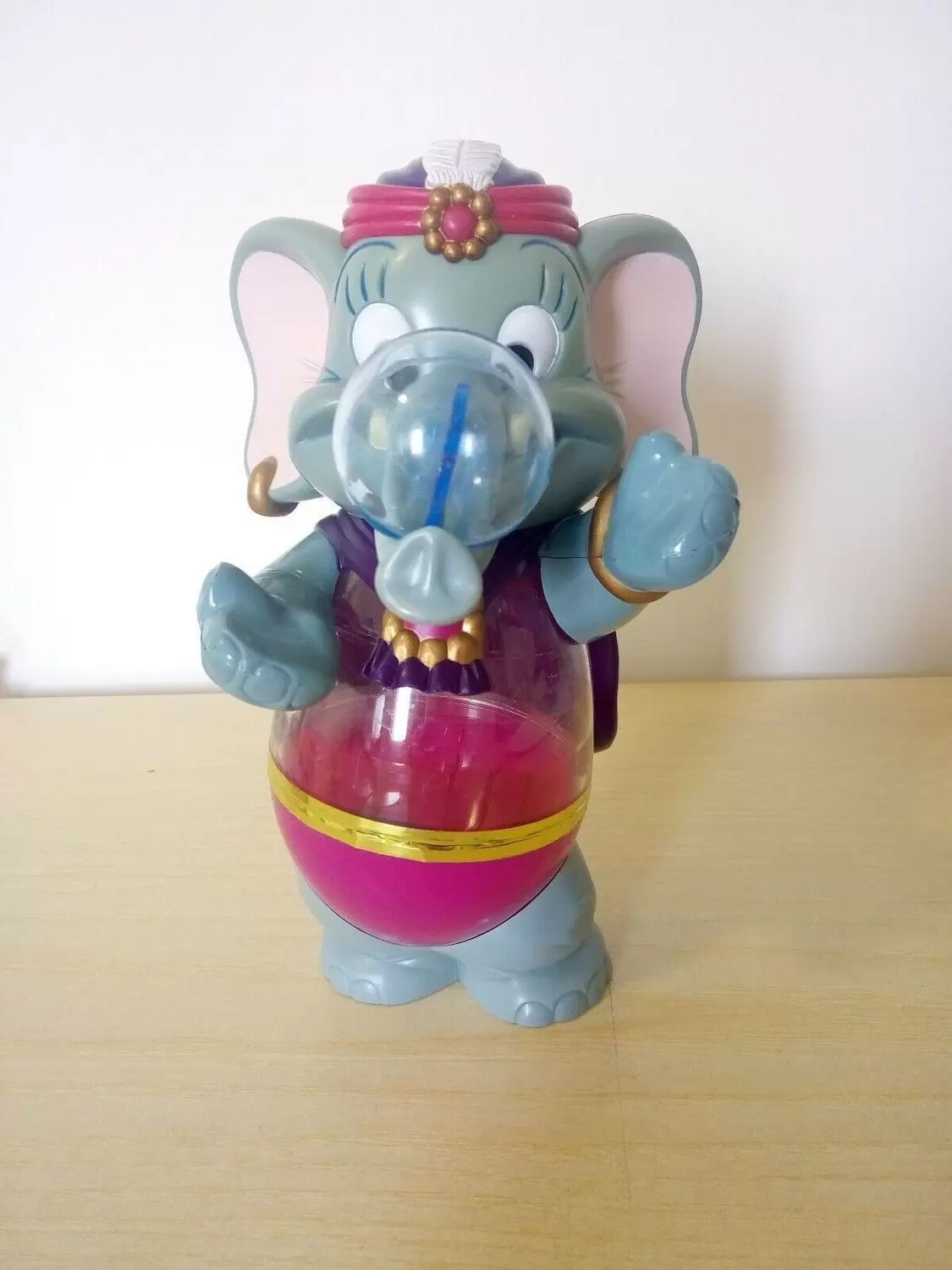 Kinder Circus - Elephanto Diseuse de Bonne-Aventure
