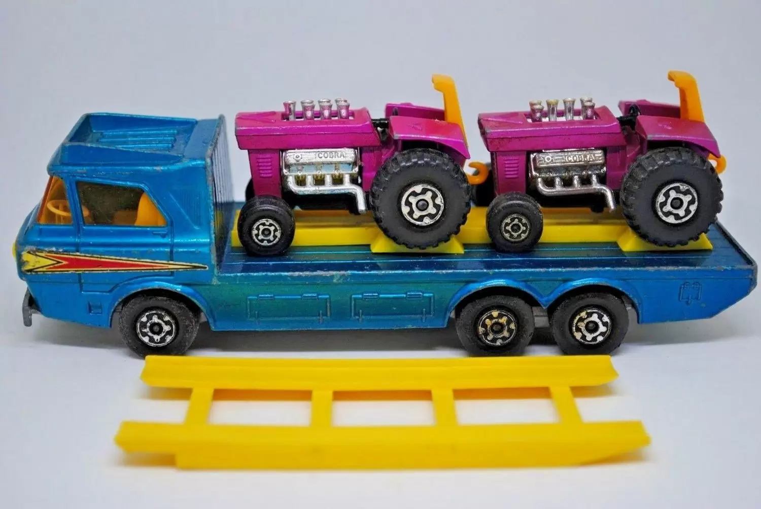 Matchbox - Tractor Transporter