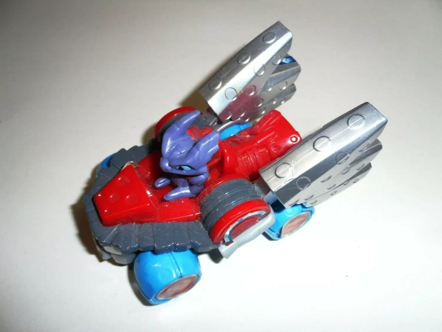 Happy Meal - Skylanders SuperChargers 2016 - Spitfire & Hot Streak