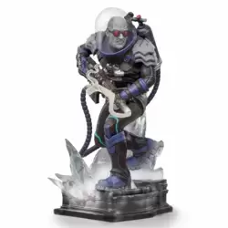 DC Comics - Mr. Freeze by Ivan Reis - Art Scale