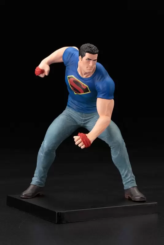 DC Comics Kotobukiya - DC Universe - Clark Kent \