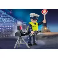 Policier avec radar (Polizei)