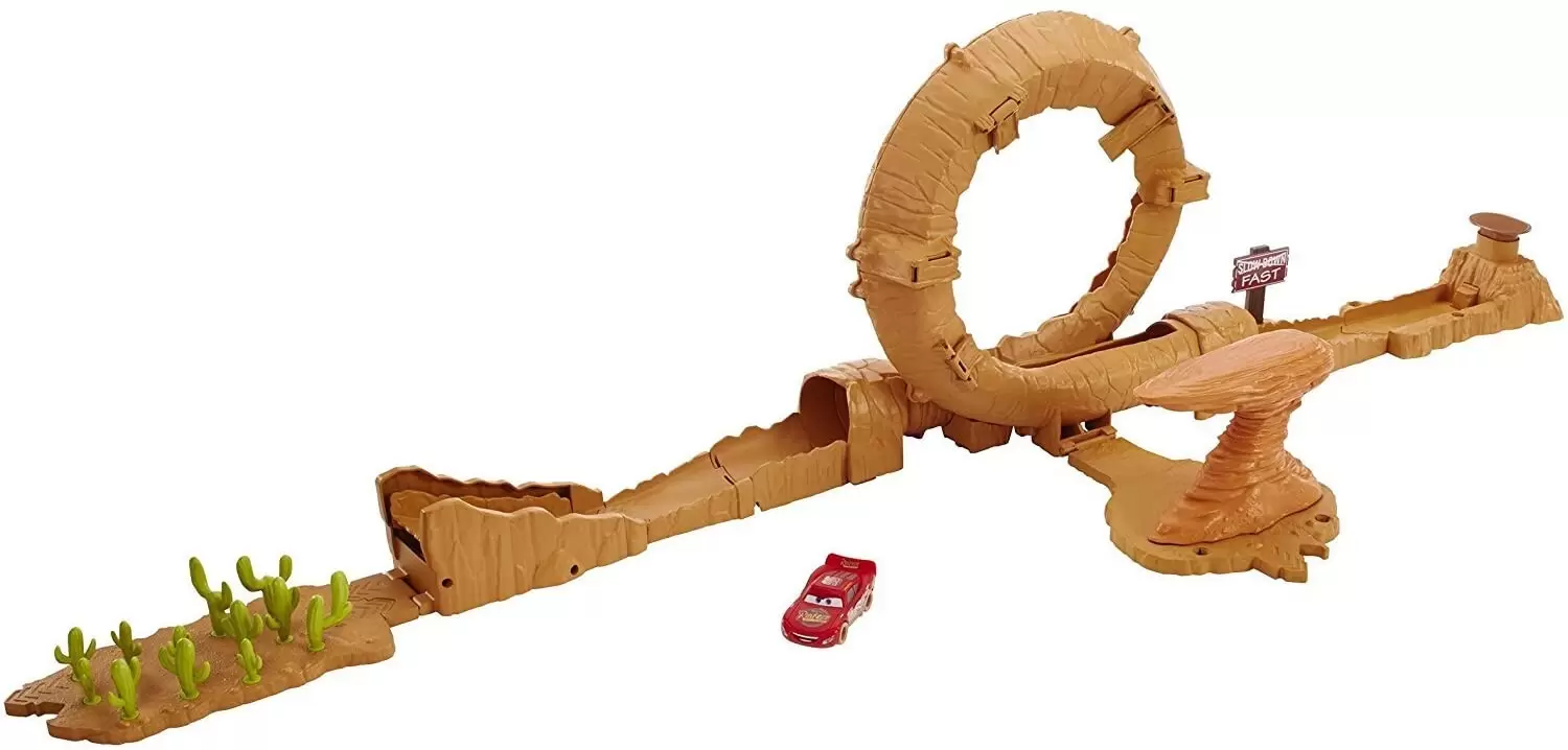 Cars - Playsets - Willy\'s Butte Transforming Track Set