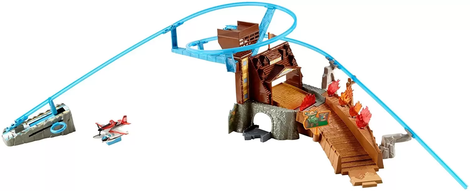 Cars - Playsets - Fire at Fusel Lodge!