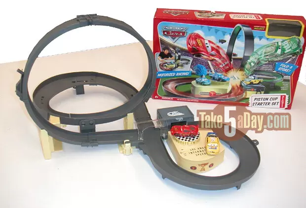 Cars - Playsets - Piston Cup Starter Set