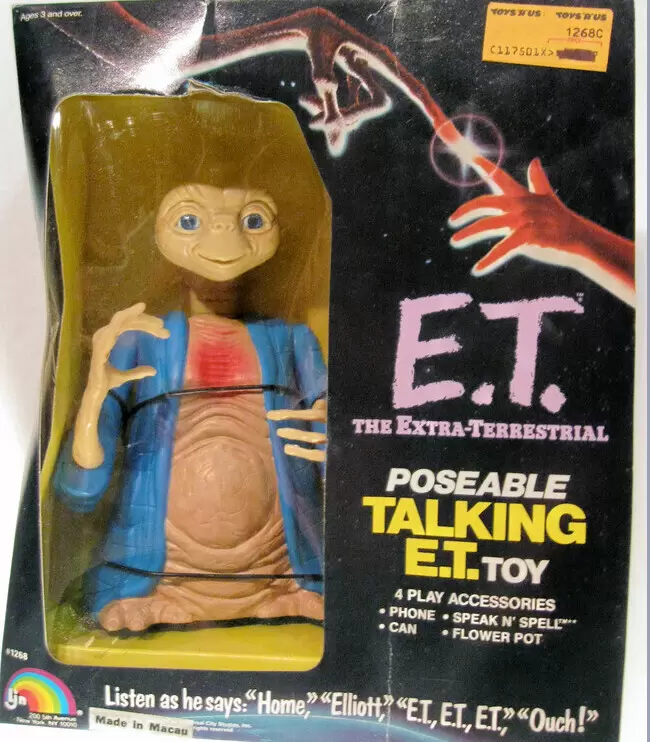 E.T. The Extra-Terrestrial - E.T. Poseable Talking Toy
