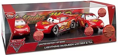 Disney Store - Lightning McQueen With Mia And tia