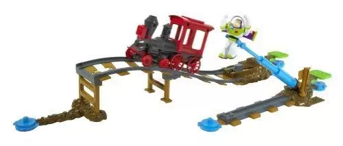 Toy Story Action Links - Buzz Saves The Train