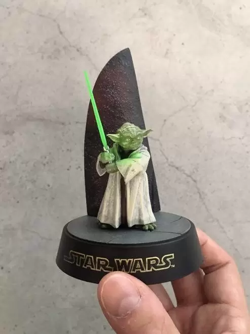 Star Wars Tomy - Yoda with base