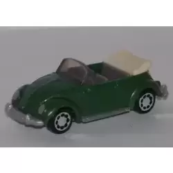 Coccinelle Cabriolet verte