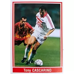 Tony Cascarino - Attaquant