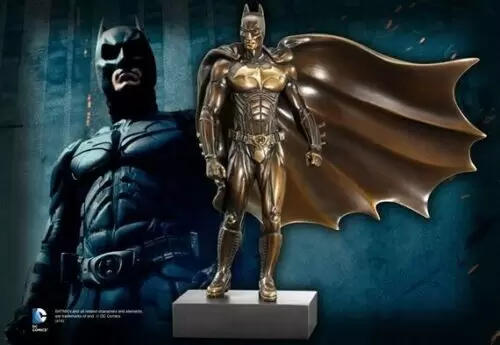 The Noble Collection : DC Comics - Batman Bronze Sculpt