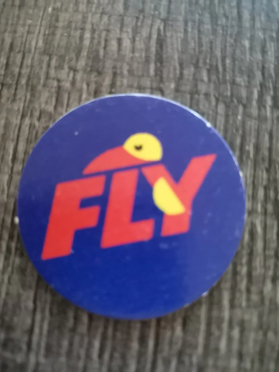Fly - Pog N°1