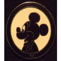 2007 Hidden Mickey Series - Character Silhouettes - Mickey Mouse