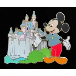 Celebrating 20 Years Pin Event - Disneyland Through The Years Castle Collection Box Set - Present Mickey