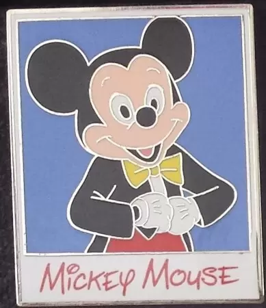 Characters & Cameras Pin Series - Characters & Cameras Mystery Collection - Mickey