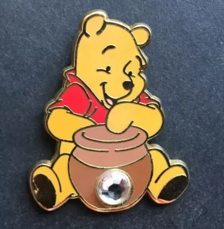 Disney - Pins Open Edition - 12 Months of Magic - Winnie the Pooh Birthstone - April