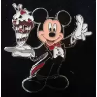 Pin Trader Delight - Tux Mickey