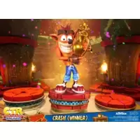 Crash Team Racing Nitro-Fueled (Crash Winner) - 18 Inch
