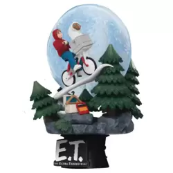 E.T. The Extra-Terrestrial D-Stage Diorama