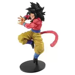 Son Goku - Super Saiyan 4 