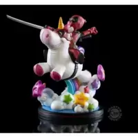Deadpool x Unicorn - Q-Fig Max Elite