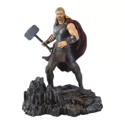 Thor (Thor: Ragnarok) - Marvel Gallery