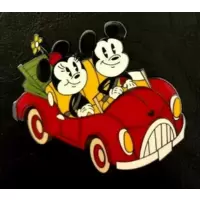 ( Unauthorized) - Mickey & Minnie's RUNAWAY RAILWAY JUMBO