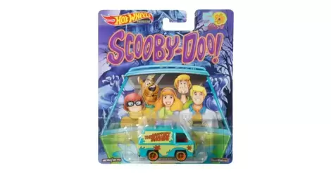 Scooby-Doo 50 Years Mystery Machine Playset Includes Fred