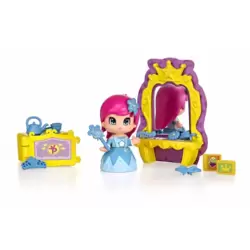 The Princess and her Mirror