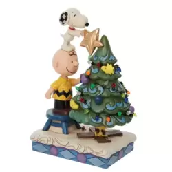 Charlie Brown & Snoopy Decorating Christmas Tree